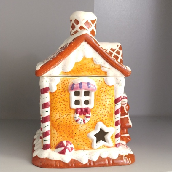 CHRISTMAS OIL DIFFUSER - Picture 2 of 10